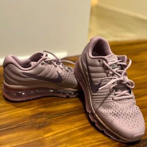 Plum “purple” Nike Air Maxx 2017